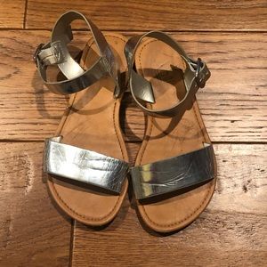 Silver sandals, size 13